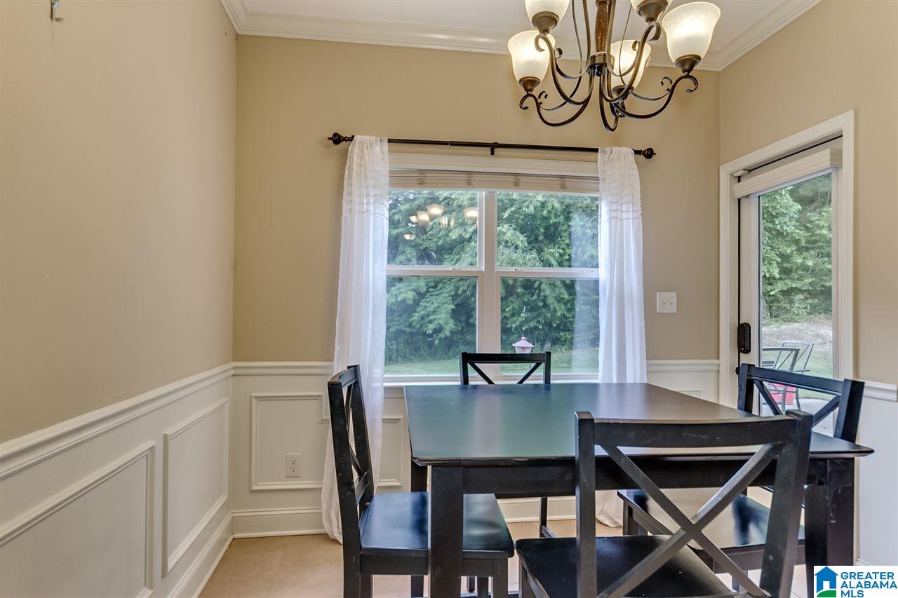 932 Valley Circle Leeds, AL 35094 - Photo 19 of 35
