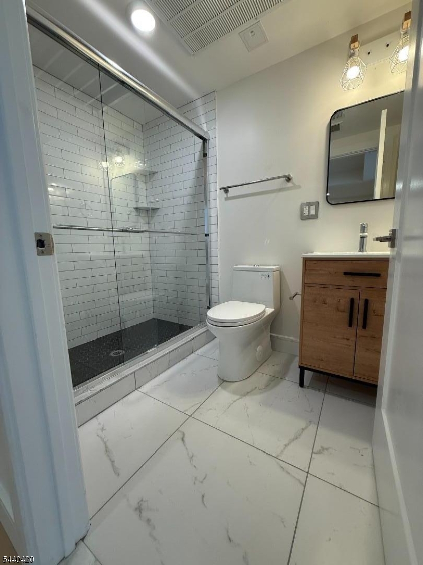 627 Valley Road, Unit B Montclair, NJ 07043 - Photo 13 of 39