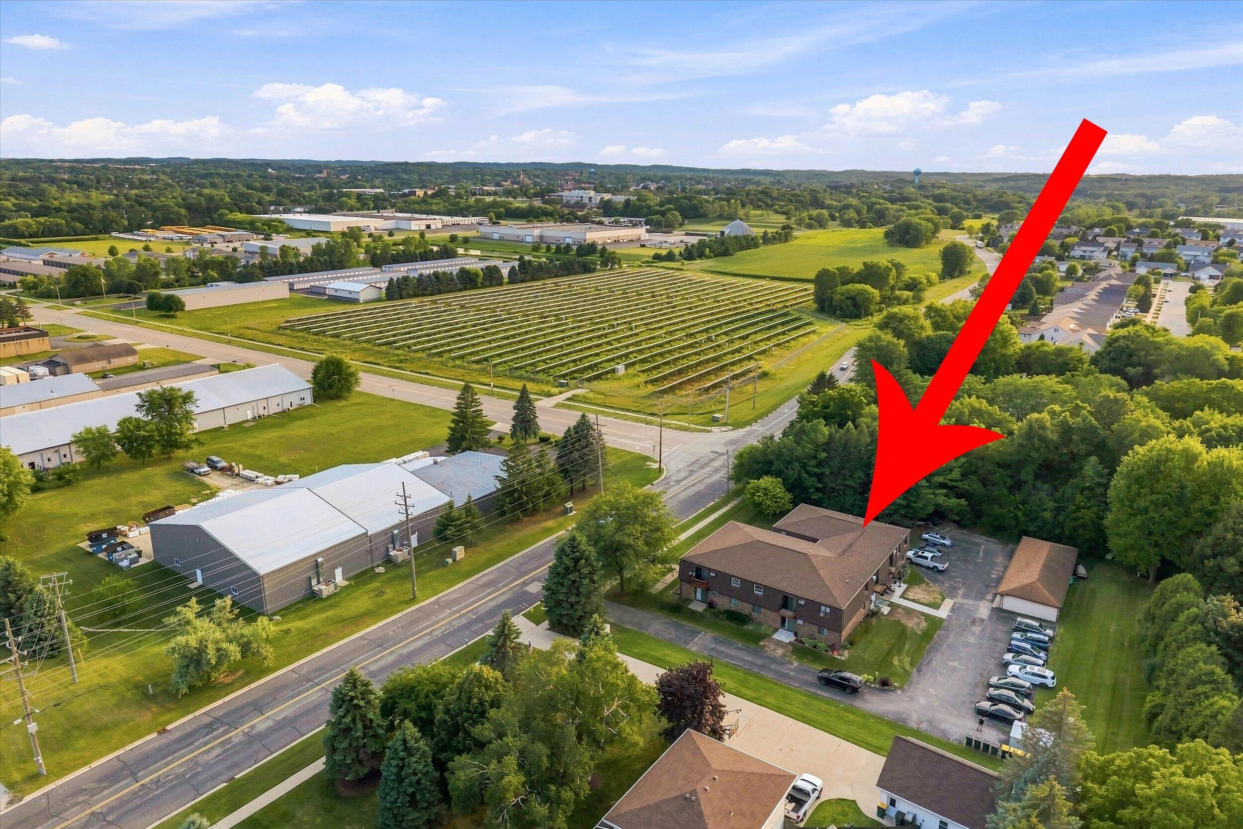 1406 Creek Road, Unit 7 West Bend, WI 53090 - Photo 21 of 25 27-Aerial