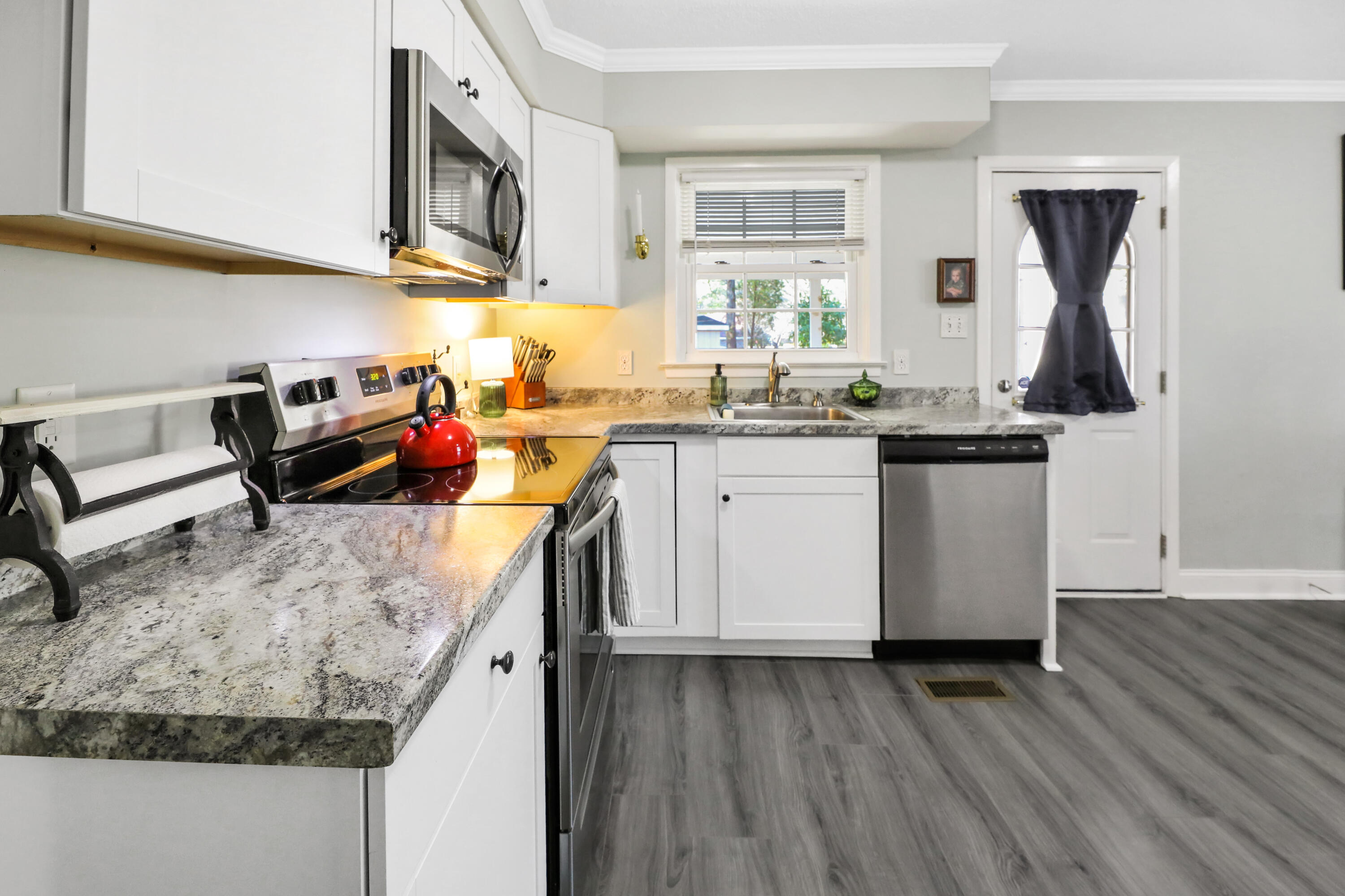 101 Center Street Moncks Corner, SC 29461 - Photo 13 of 32 Kitchen