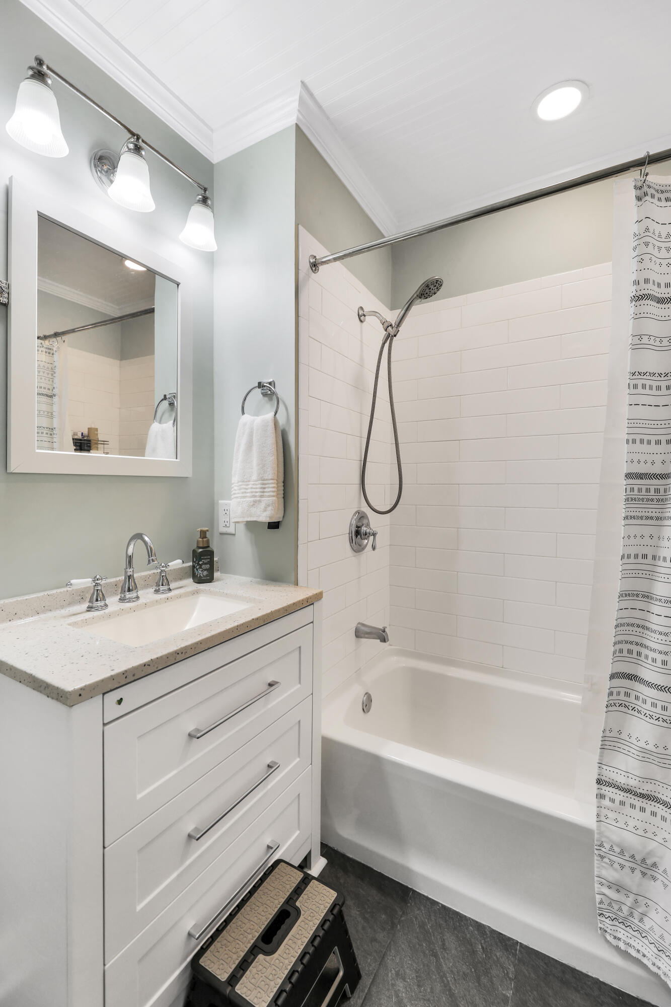 101 Center Street Moncks Corner, SC 29461 - Photo 21 of 32 Subway Tile Shower