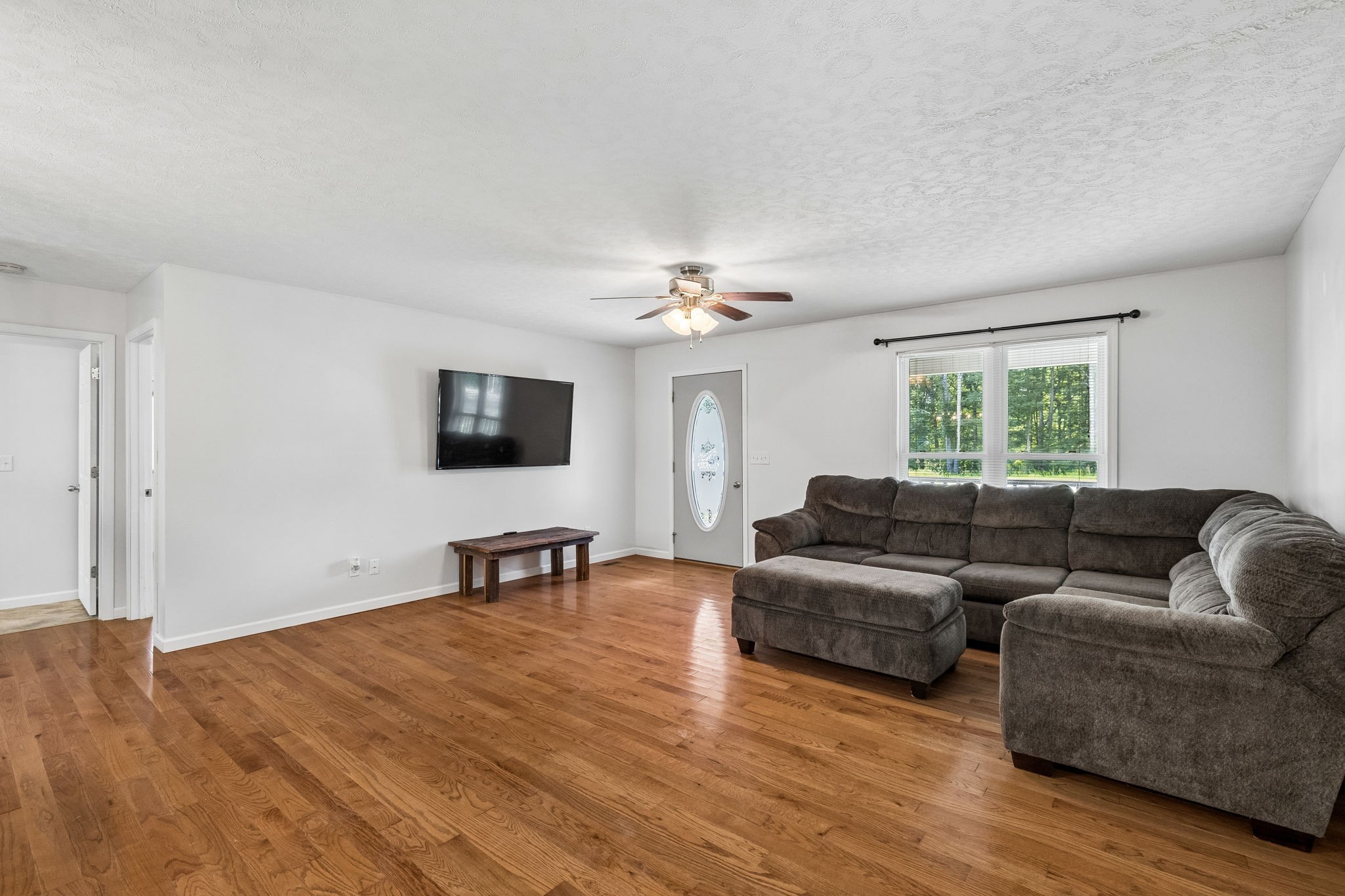 3115 Fire Tower Road Erin, TN 37061 - Photo 6 of 46 Gallery Image 6