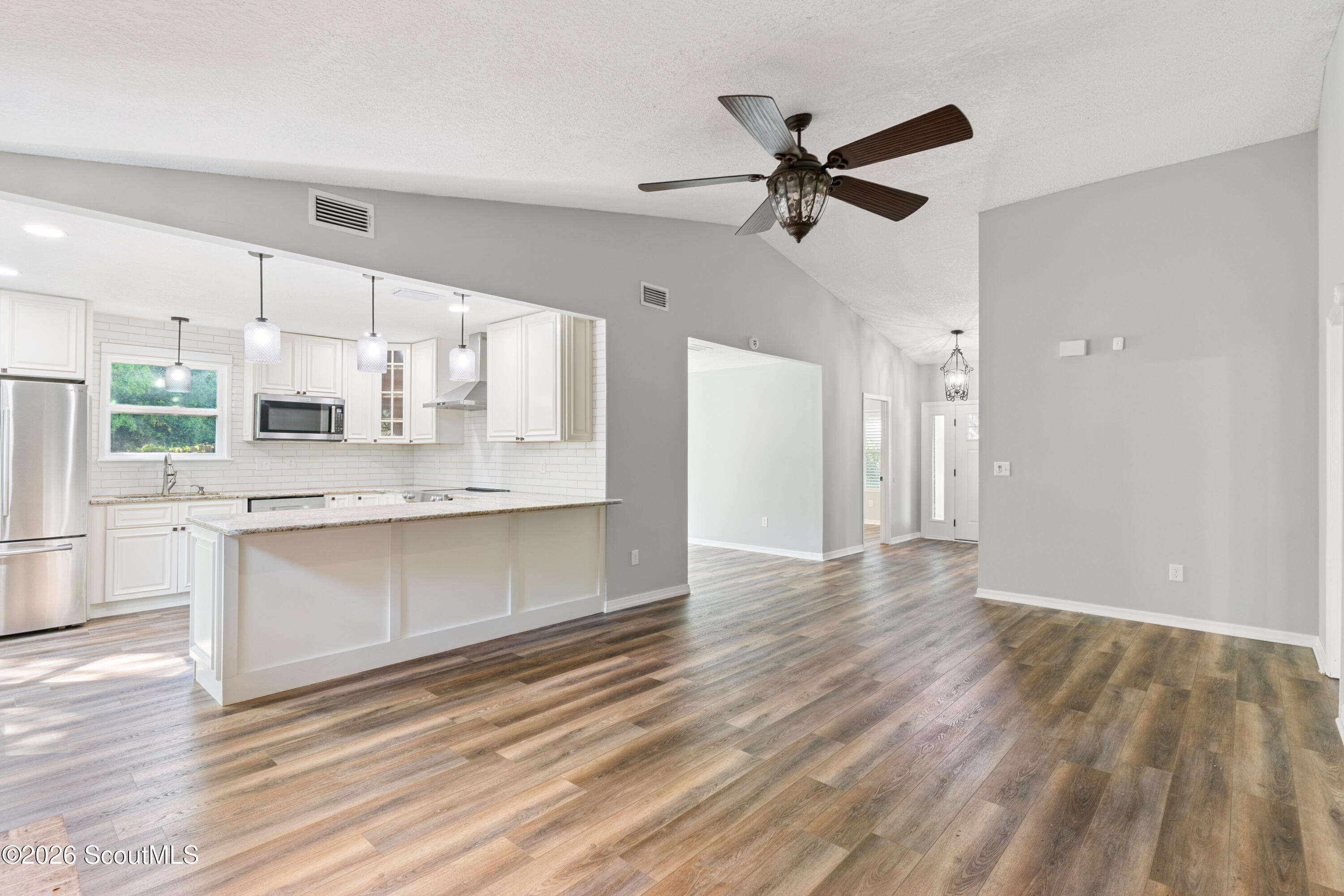 118 Rising Mist Way Kingsland, GA 31548 - Photo 7 of 32 DSC01431