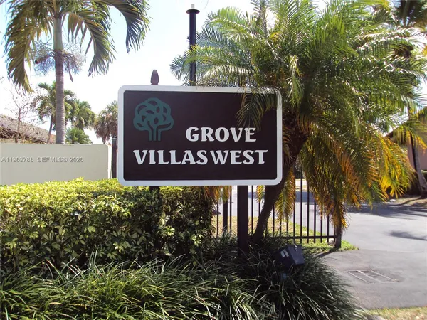 $2,900 | 15332 Southwest 80th Lane, Unit 15332, Miami, FL 33193