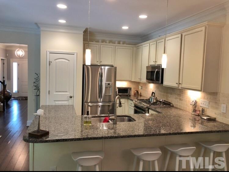 2339 Lowden Street Raleigh, NC 27608 - Photo 10 of 29