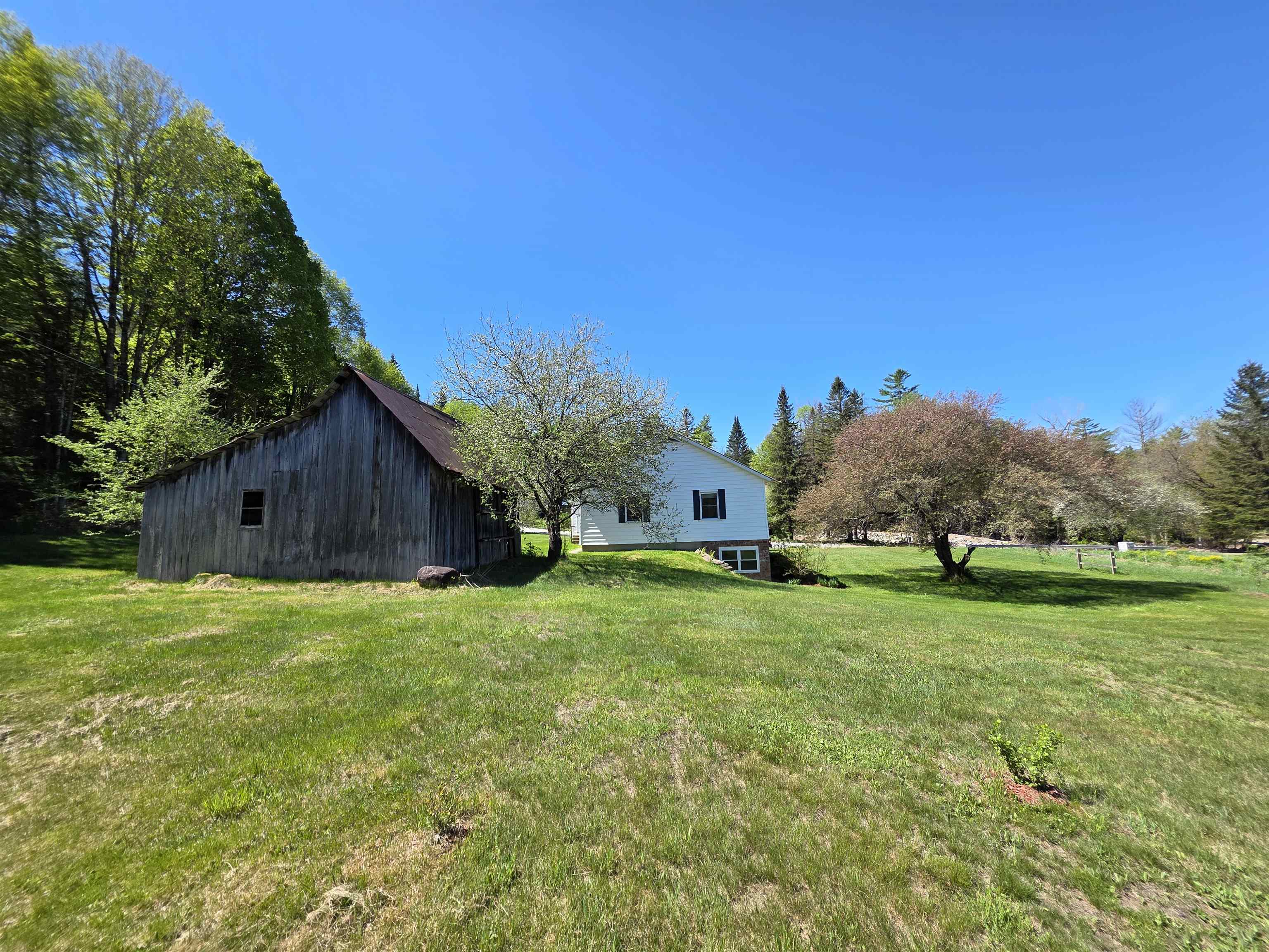 111 Brook Road Lyndon, VT 05832 - Photo 20 of 30