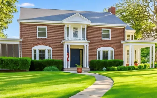 $550,000 | 211 Lawn Avenue, Maryville, MO 64468