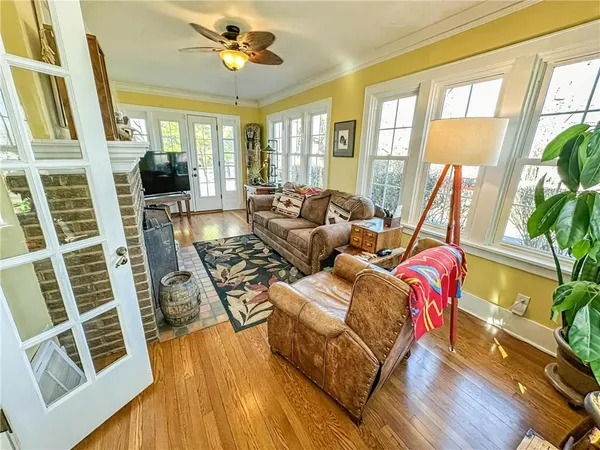 $550,000 | 211 Lawn Avenue, Maryville, MO 64468