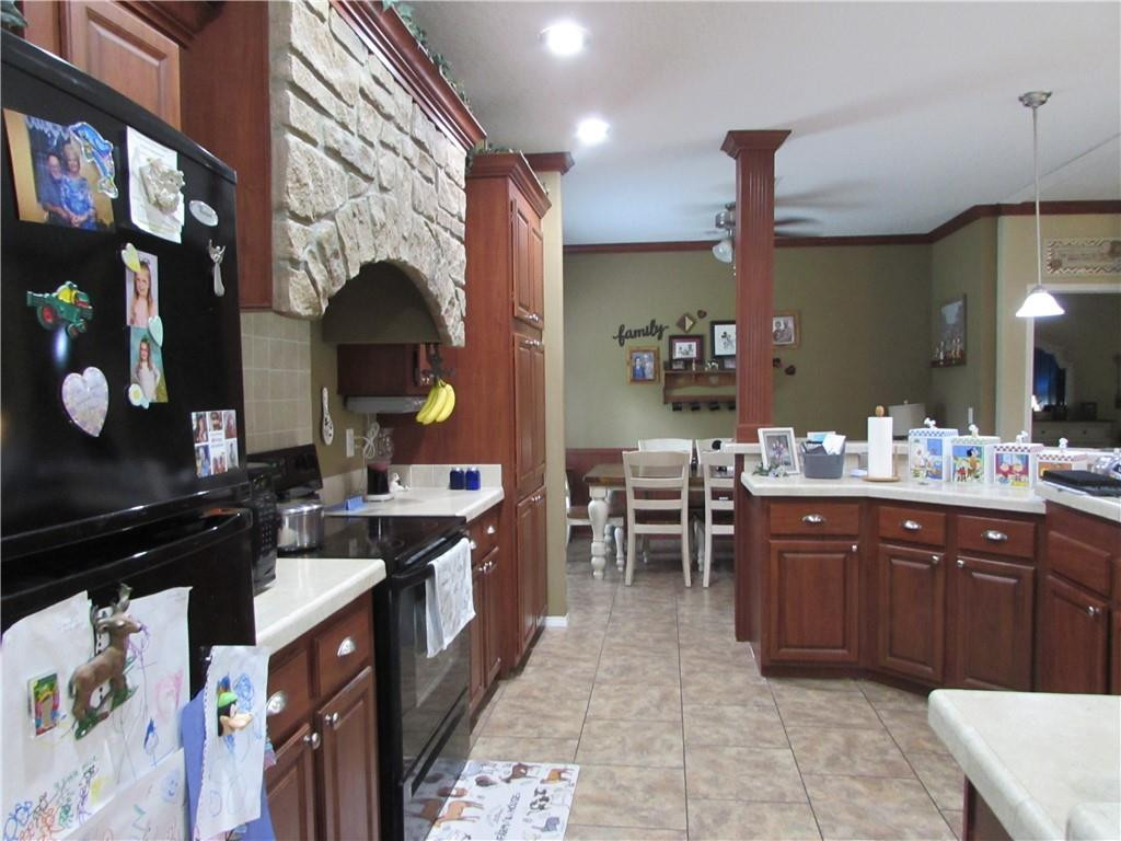 3239 Bob Bowen Road Blackshear, GA 31516 - Photo 6 of 34