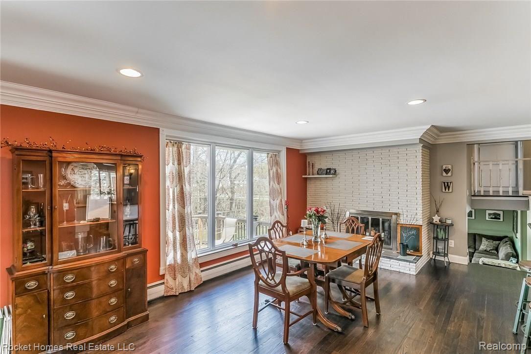 1012 Stellma Lane Rochester, MI 48309 - Photo 11 of 52 011-Dining_Room-2675881-medium.jpg