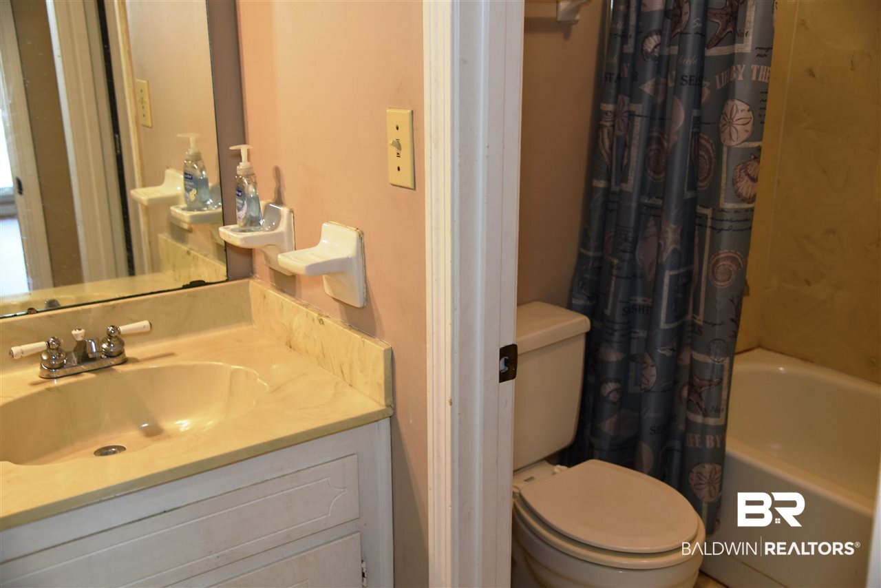 6612 Grelot Road Mobile, AL 36695 - Photo 10 of 21