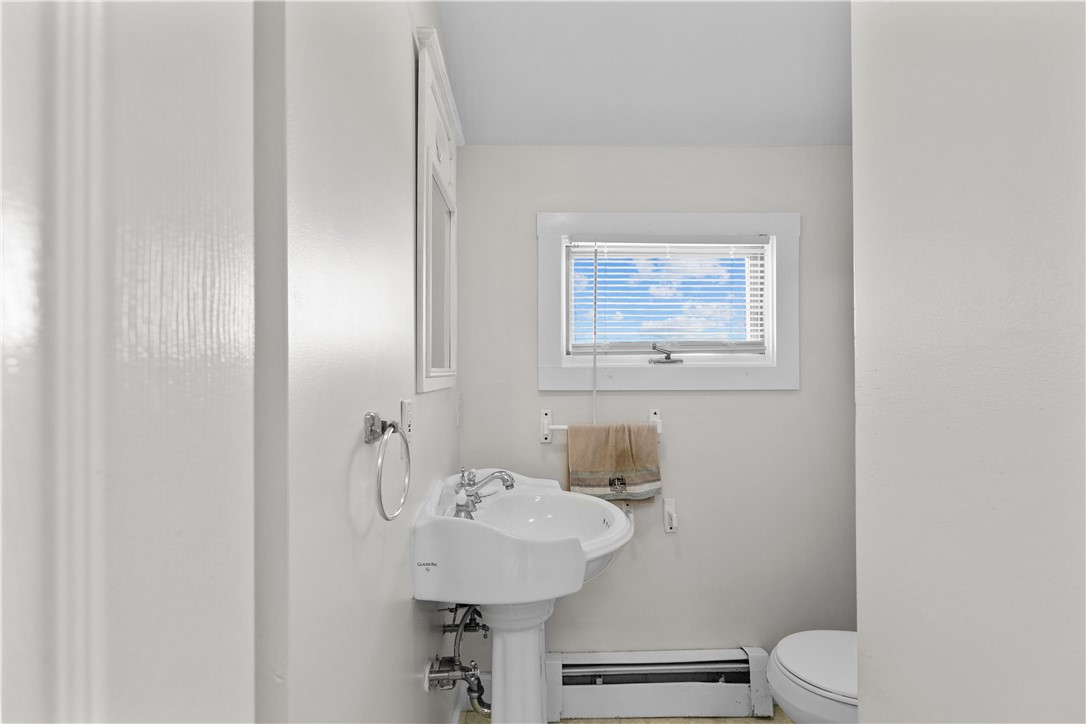 1042 Anthony Road Portsmouth, RI 02871 - Photo 18 of 24