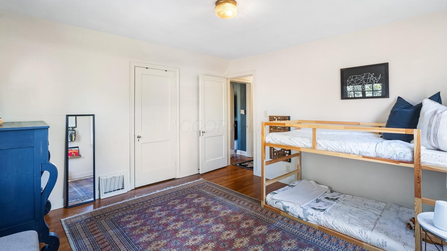 2460 Dover Road Columbus, OH 43209 - Photo 38 of 75 33. 2460 Dover Rd Columbus-33