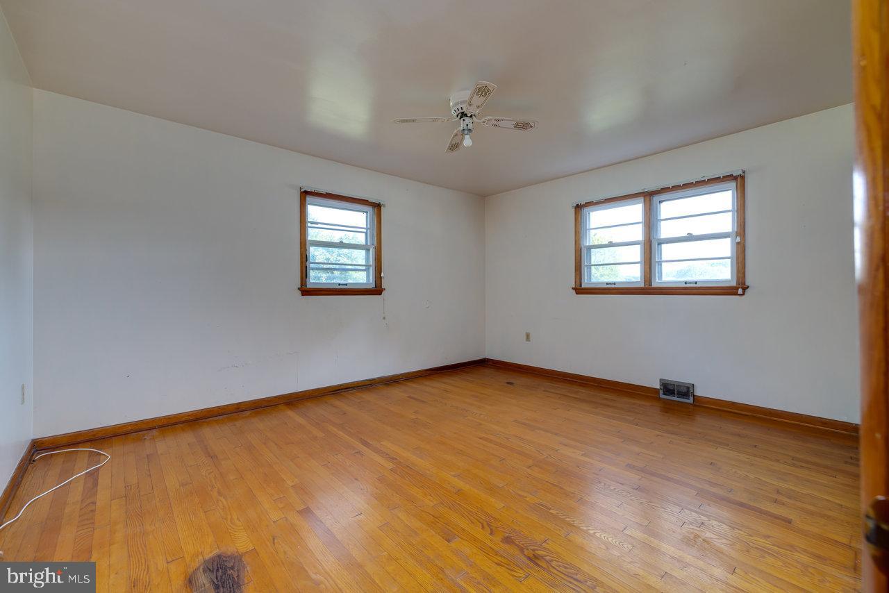871 Crooked Run Road Mount Jackson, VA 22842 - Photo 19 of 67 Gallery Image 19