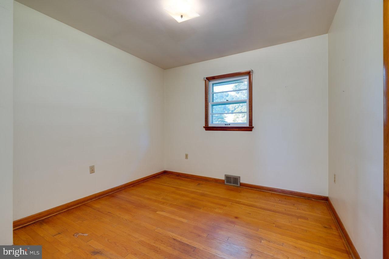 871 Crooked Run Road Mount Jackson, VA 22842 - Photo 24 of 67 Gallery Image 24