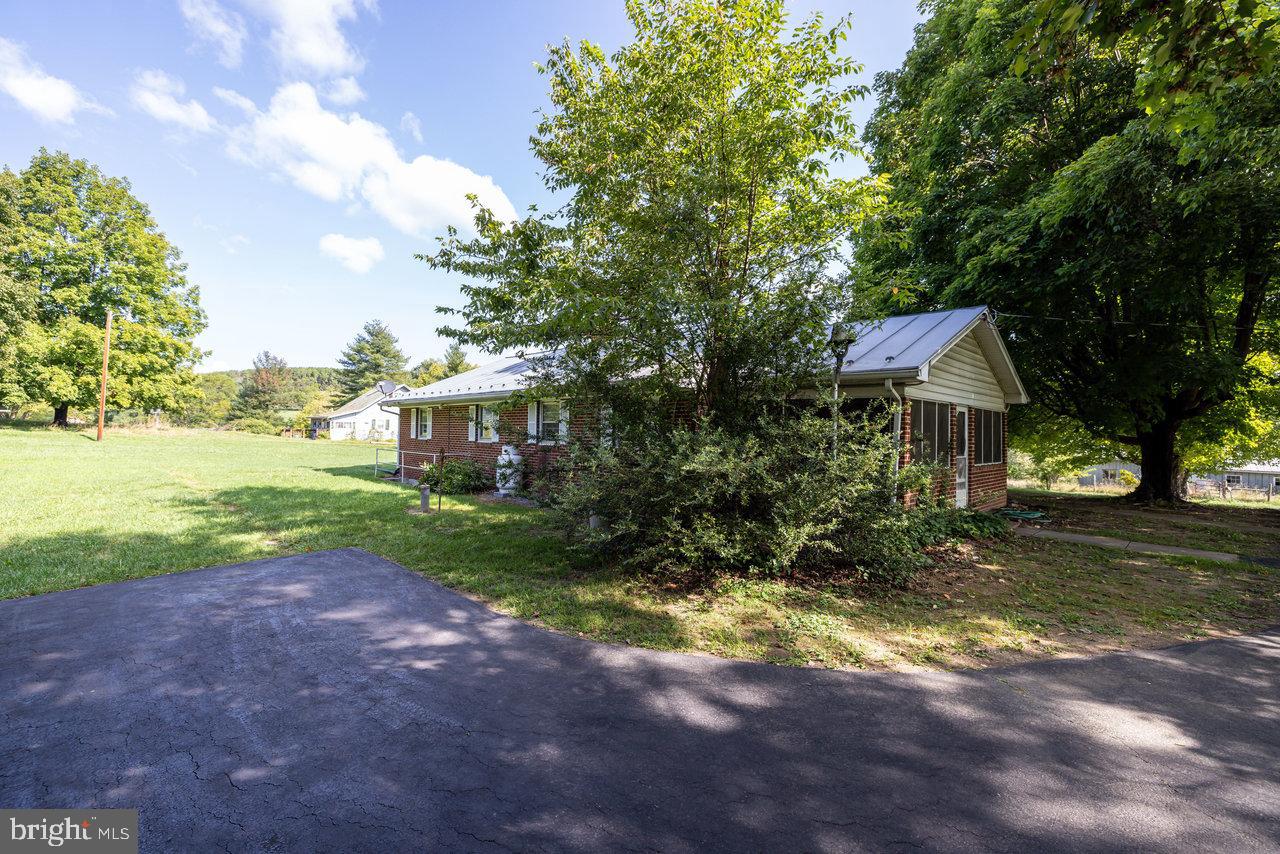 871 Crooked Run Road Mount Jackson, VA 22842 - Photo 44 of 67 Gallery Image 44
