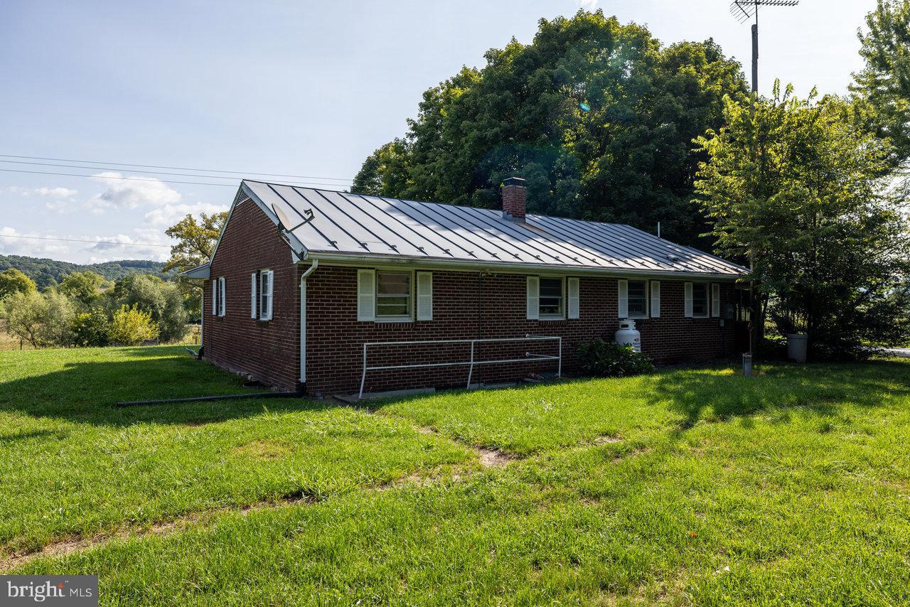 871 Crooked Run Road Mount Jackson, VA 22842 - Photo 46 of 67 Gallery Image 46