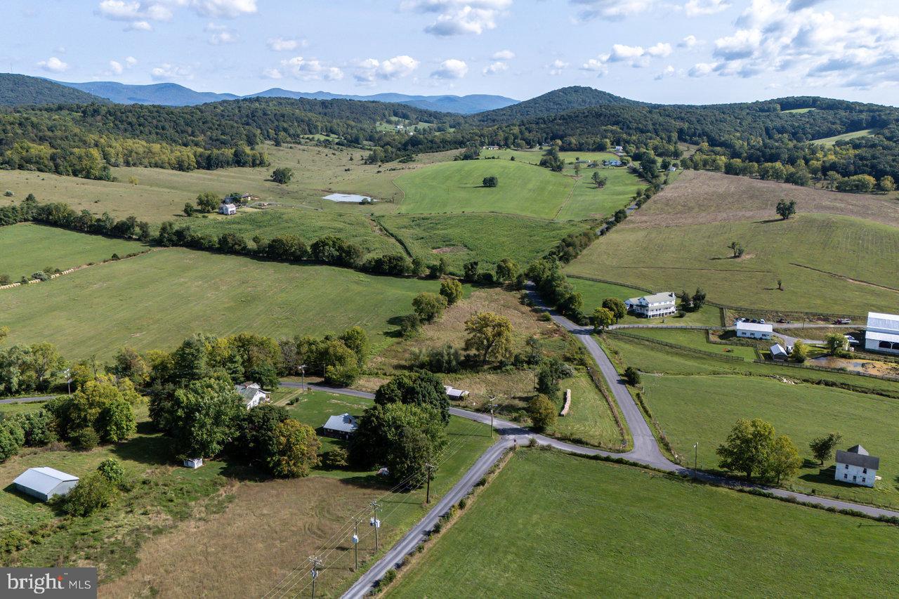 871 Crooked Run Road Mount Jackson, VA 22842 - Photo 58 of 67 Gallery Image 58