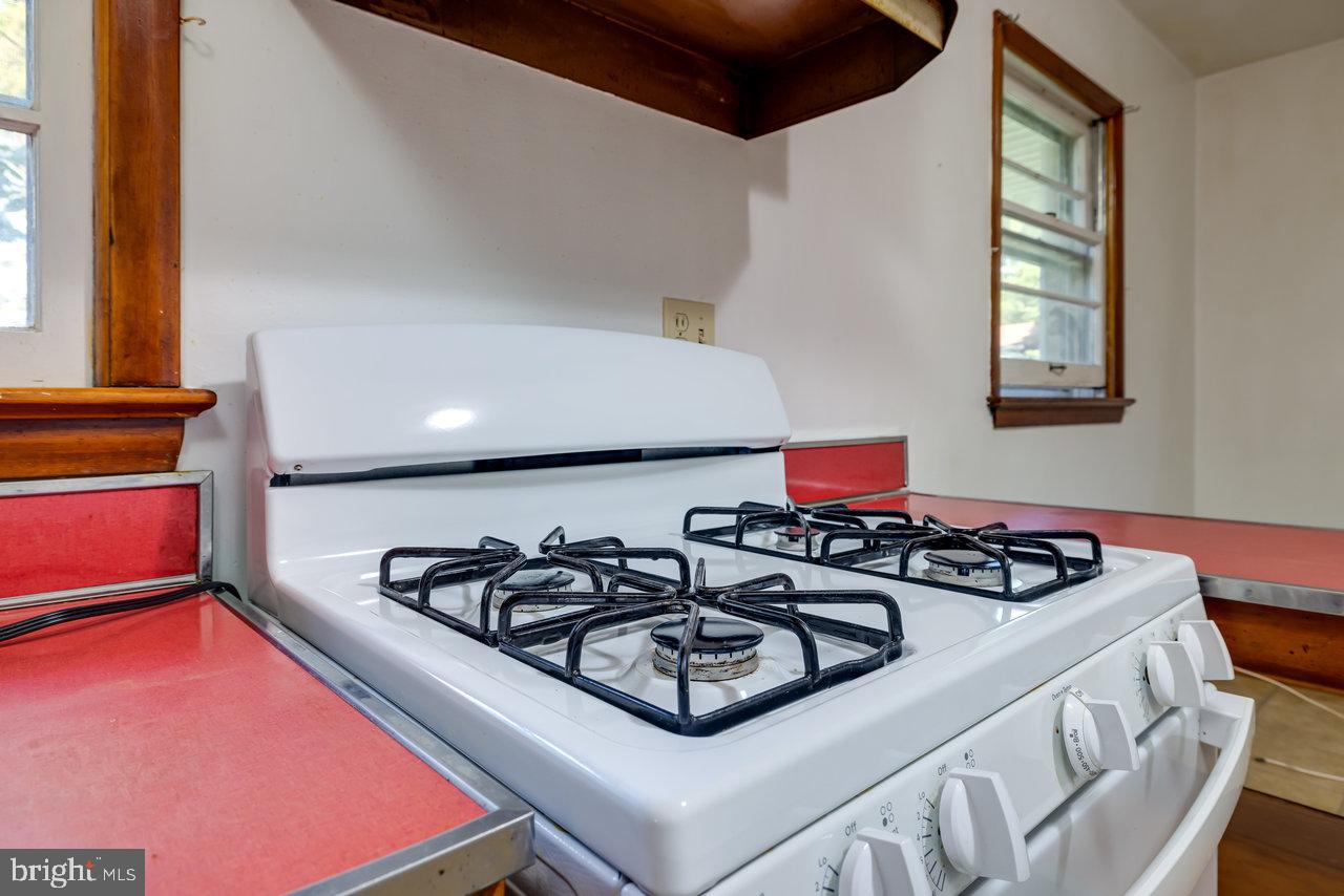 871 Crooked Run Road Mount Jackson, VA 22842 - Photo 7 of 67 Gallery Image 7