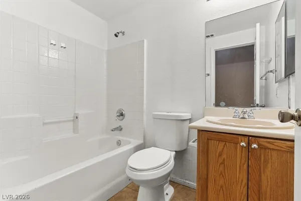 $2,400 | 7084 Somera Way, Las Vegas, NV 89113