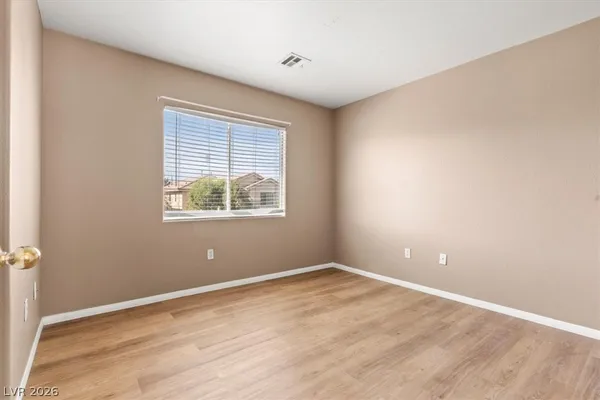 $2,400 | 7084 Somera Way, Las Vegas, NV 89113
