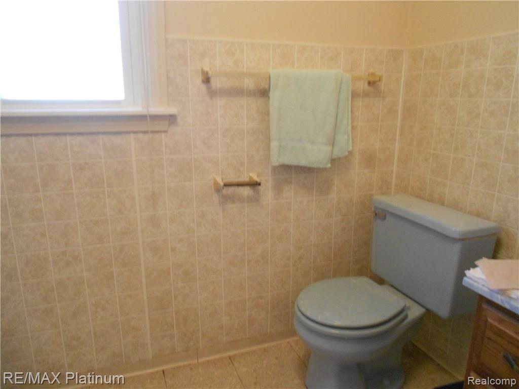 310 Demode Road Holly, MI 48442 - Photo 17 of 21 7-9-18 023.JPG