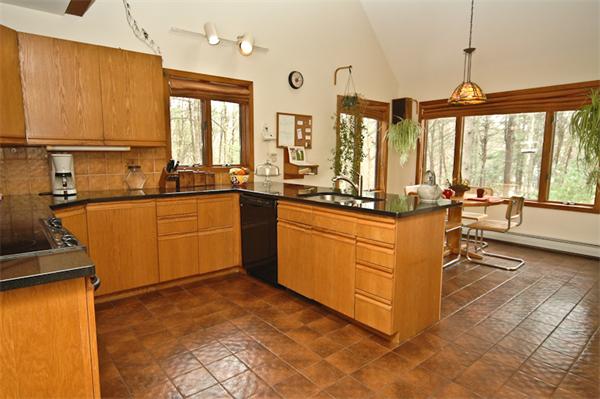 47 Gray Road Andover, MA 01810 - Photo 9 of 27