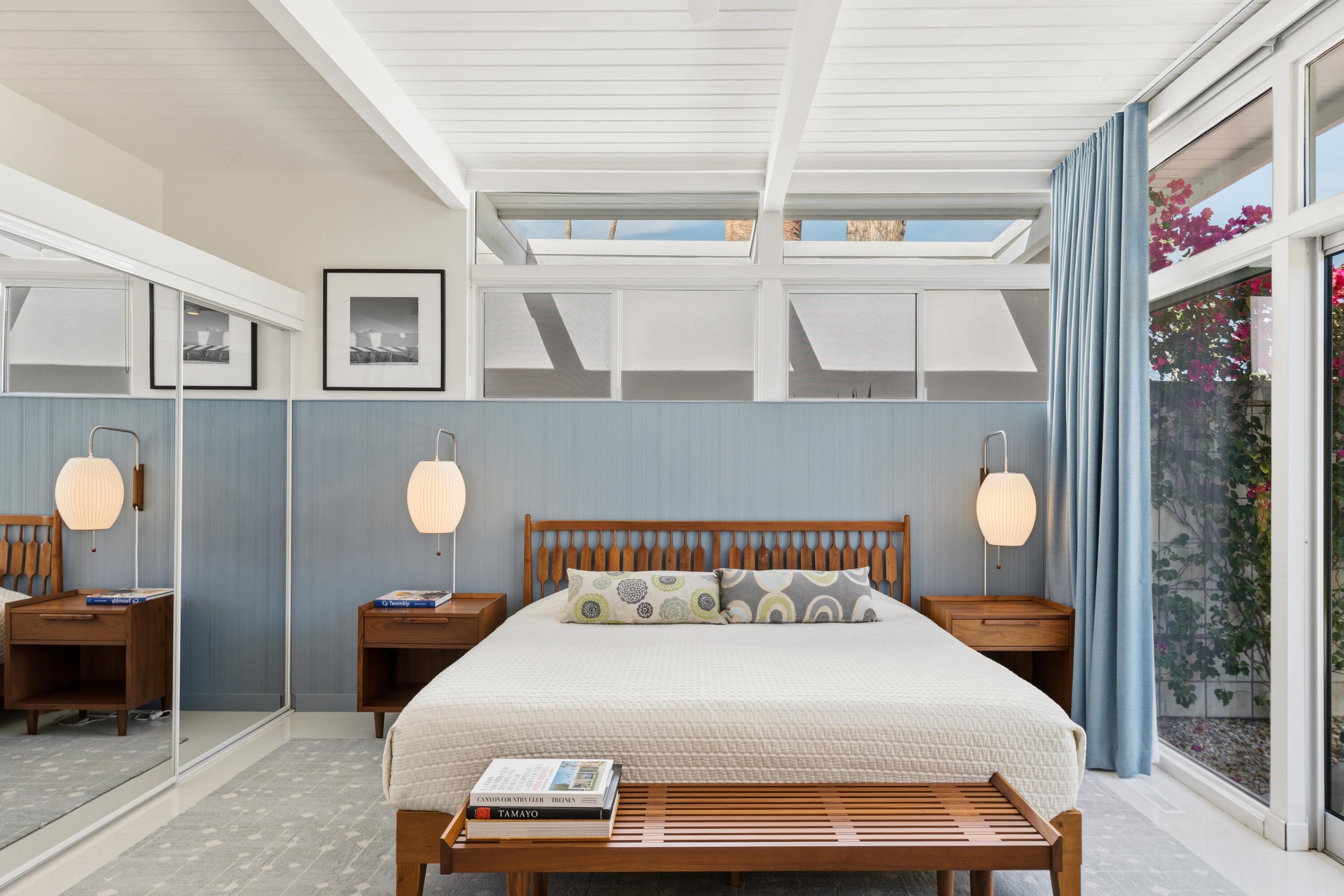 973 East La Jolla Road Palm Springs, CA 92264 - Photo 15 of 31 Light filled Primary BR