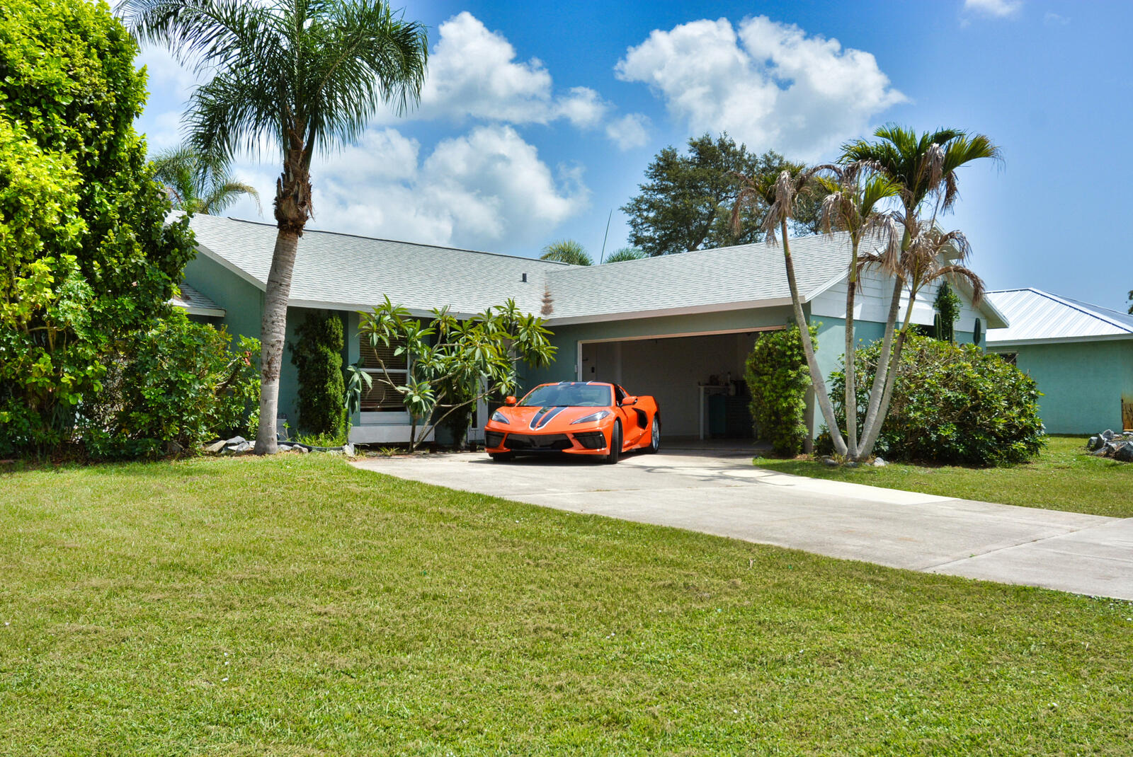 Front view 2