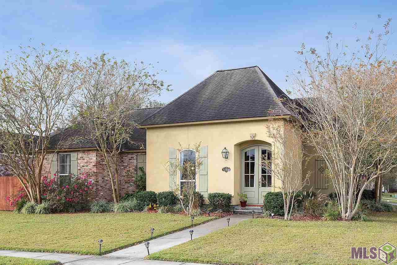 2204 Springlake Drive Baton Rouge, LA 70810 - Photo 2 of 13