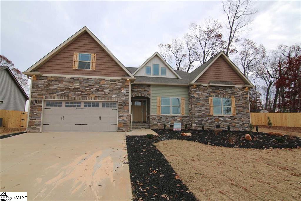 364 Dobson Road Duncan, SC 29334 - Photo 1 of 19 Gallery Image 1