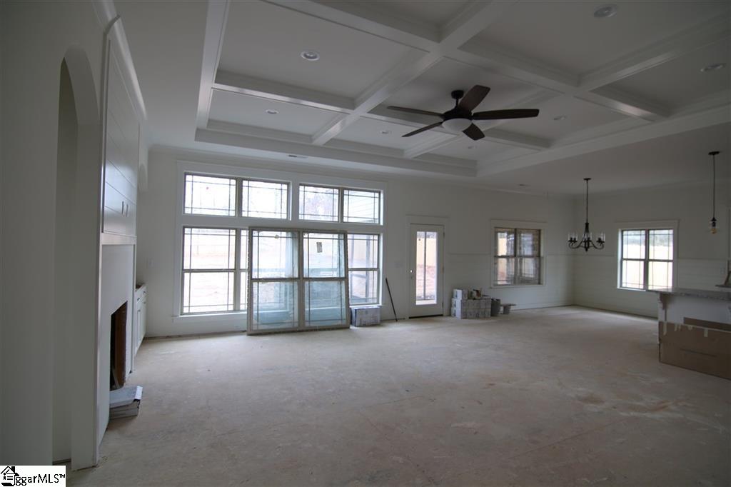 364 Dobson Road Duncan, SC 29334 - Photo 4 of 19 Gallery Image 4