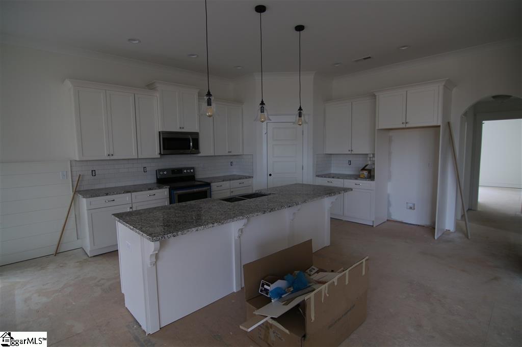 364 Dobson Road Duncan, SC 29334 - Photo 5 of 19 Gallery Image 5