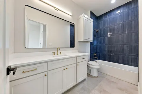 $775,000 | 461 Whispering Way, Red Oak, TX 75154