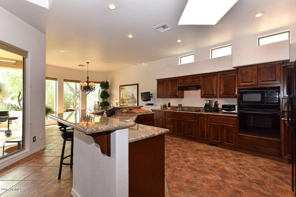 27806 North Quail Spring Road Rio Verde, AZ 85263 - Photo 6 of 31 Kitchen 2