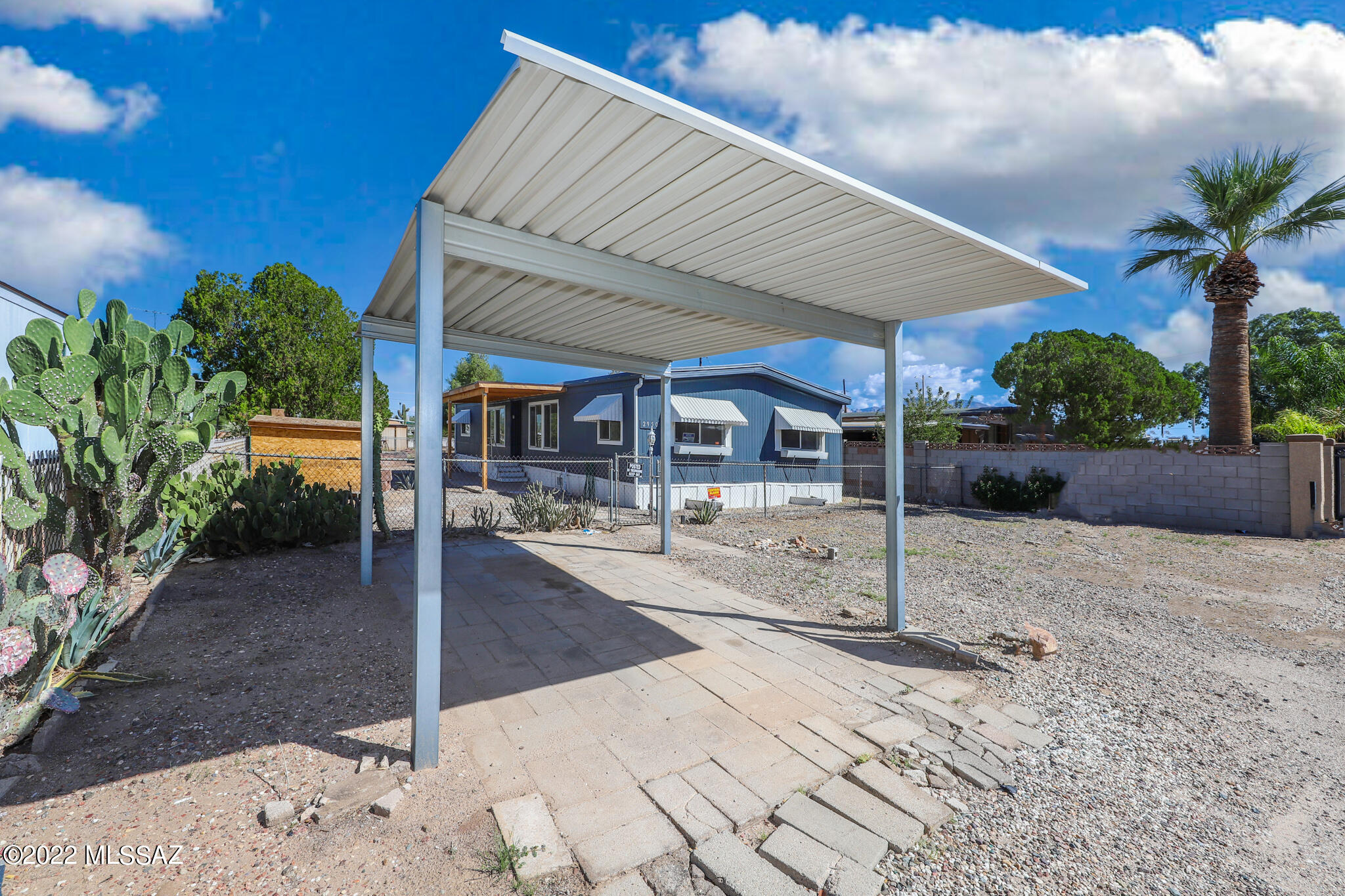 2950 West Curtis Road Tucson, AZ 85705 - Photo 1 of 32 Gallery Image 1