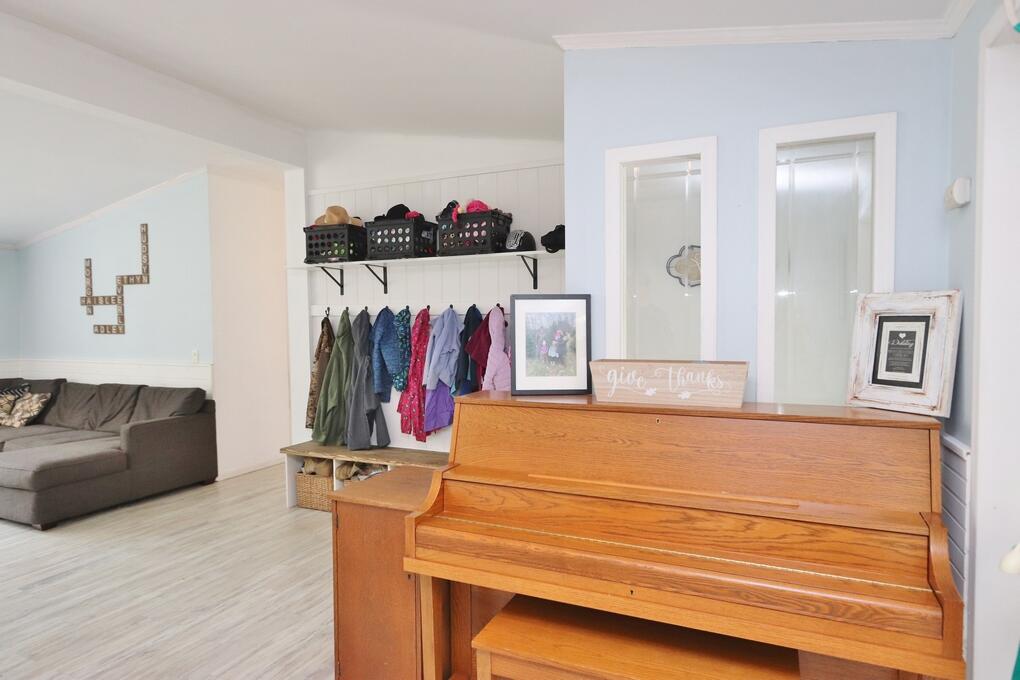 111 Rebel Hill Road Clifton, ME 04428 - Photo 13 of 28