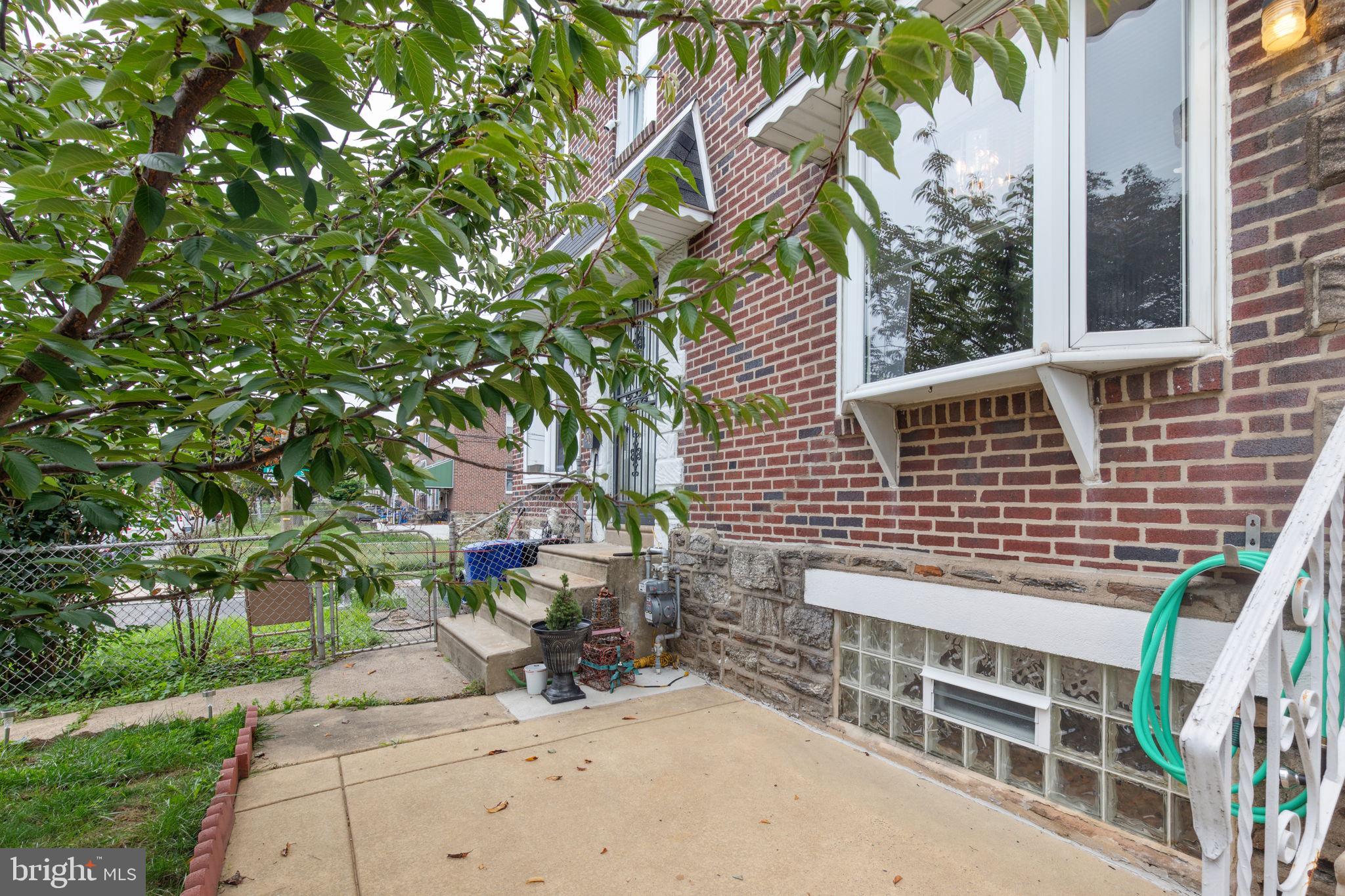 4503 Marple Street Philadelphia, PA 19136 - Photo 2 of 17