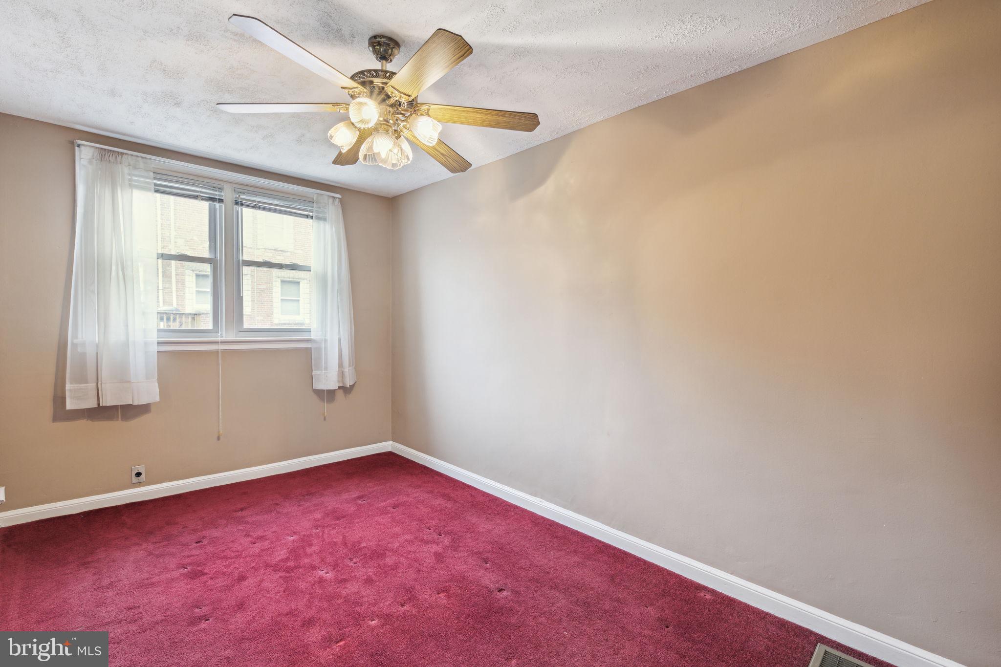 4503 Marple Street Philadelphia, PA 19136 - Photo 4 of 17