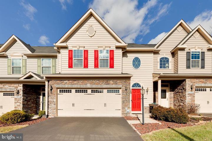 Charming townhouse with vibrant accents.
