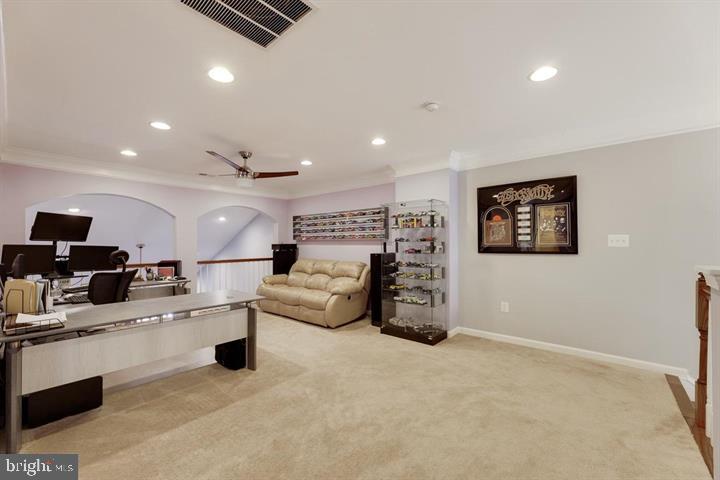 24876 Helms Terrace Aldie, VA 20105 - Photo 32 of 45 a living room with furniture