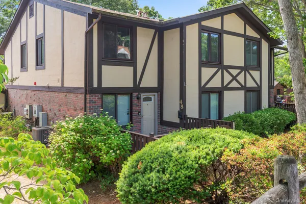 $425,000 | 48 Birchwood Drive, Port Jefferson Station, NY 11776