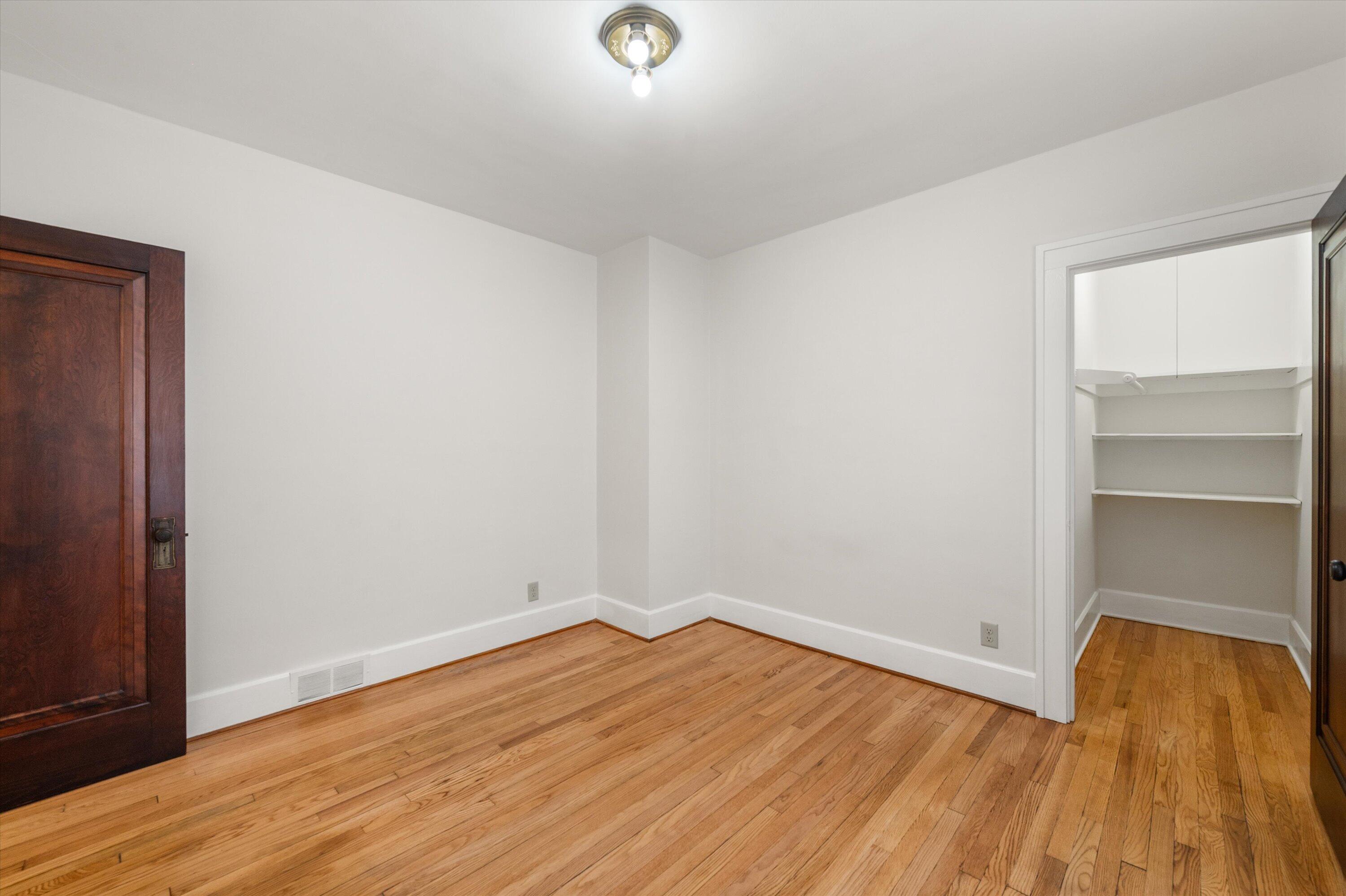 3709 Haven Avenue Racine, WI 53405 - Photo 23 of 37 15-DSC0053
