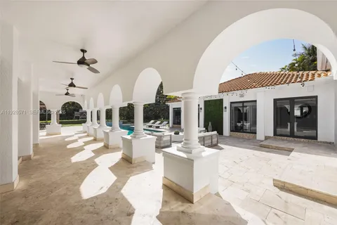 $4,599,000 | 7430 Southwest 66th Street, Miami, FL 33143