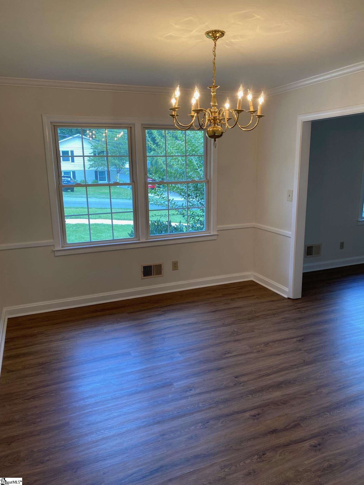 100 Cherokee Drive Greenville, SC 29615 - Photo 13 of 33