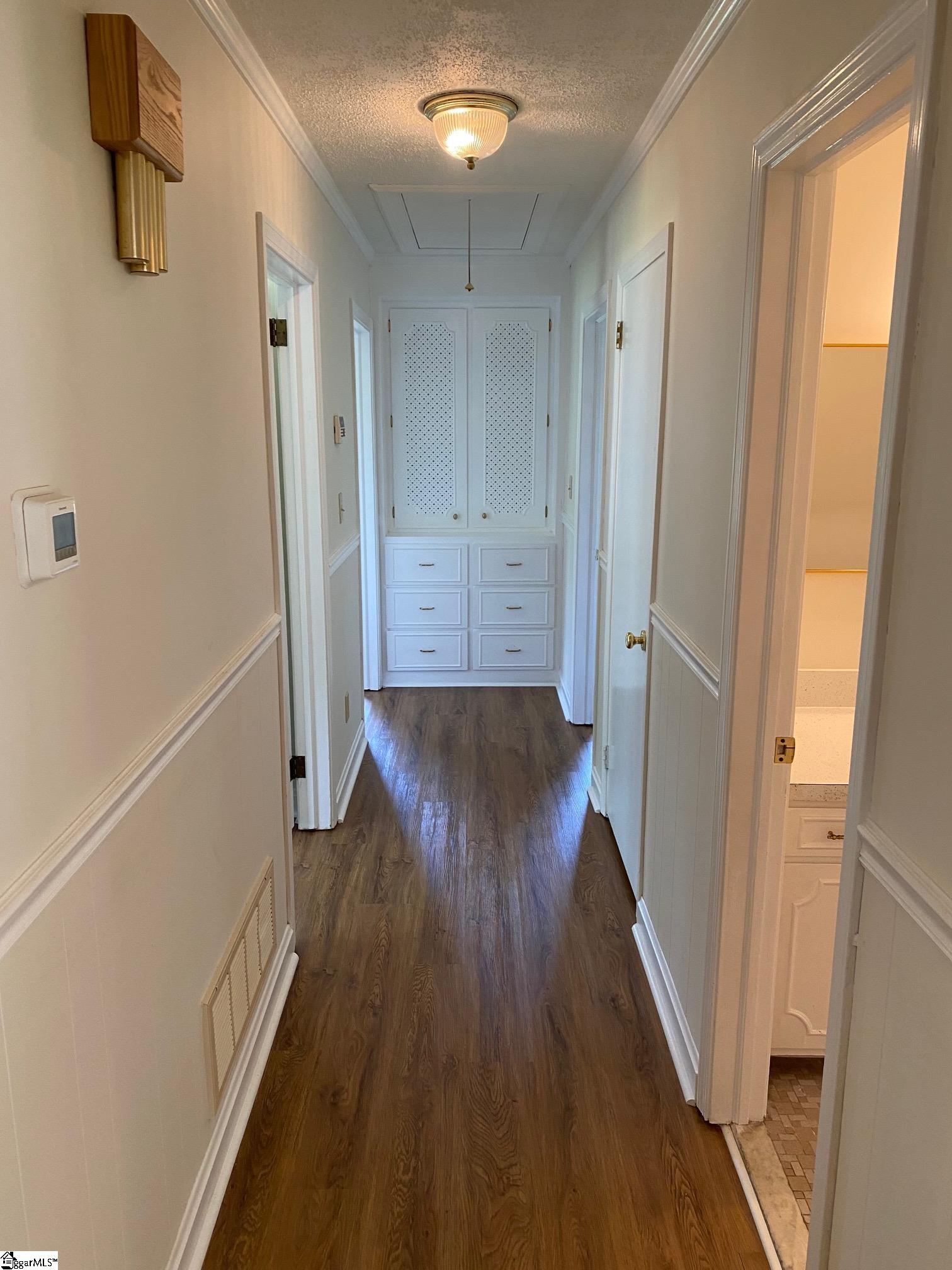 100 Cherokee Drive Greenville, SC 29615 - Photo 19 of 33