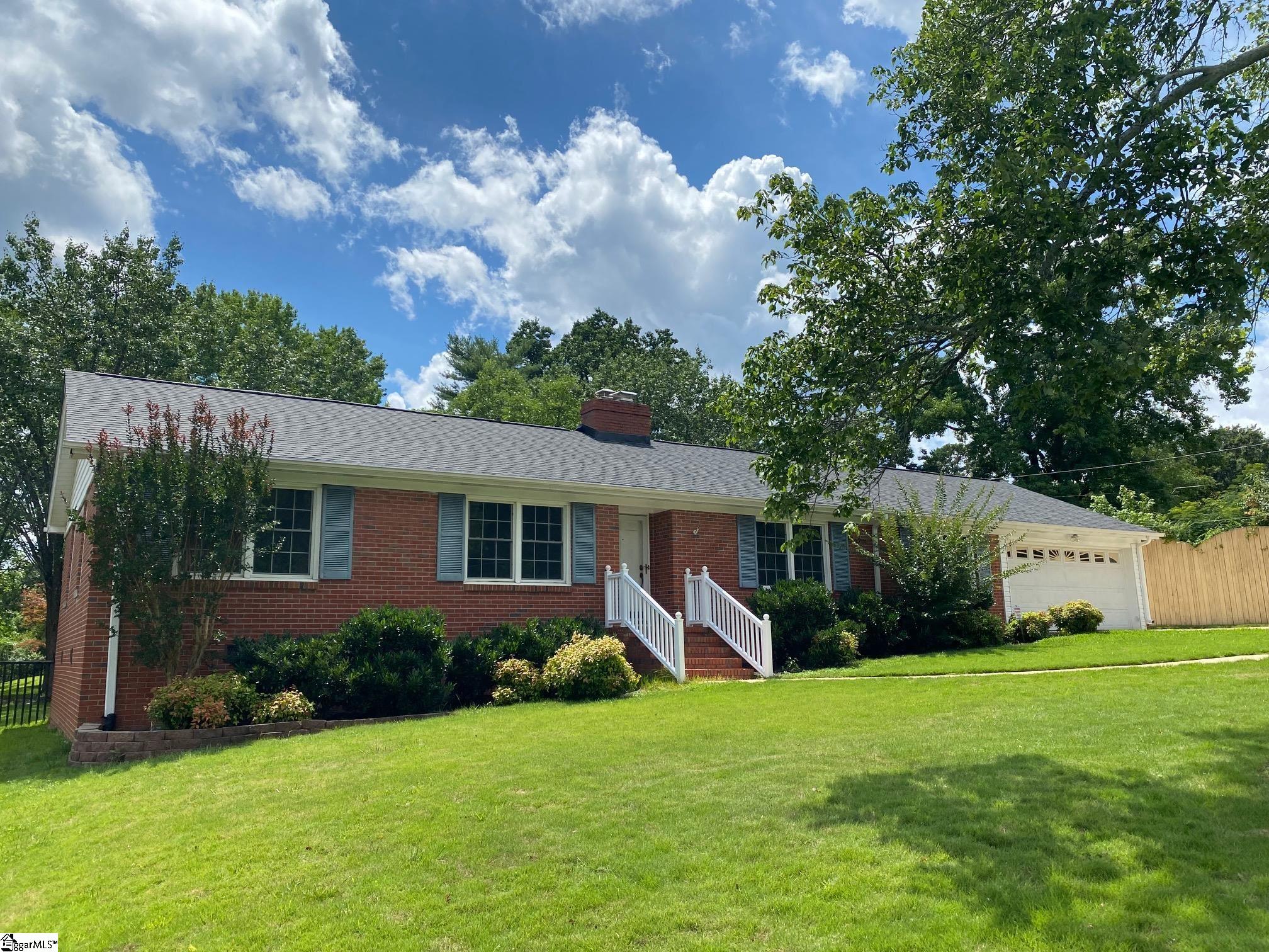 100 Cherokee Drive Greenville, SC 29615 - Photo 33 of 33