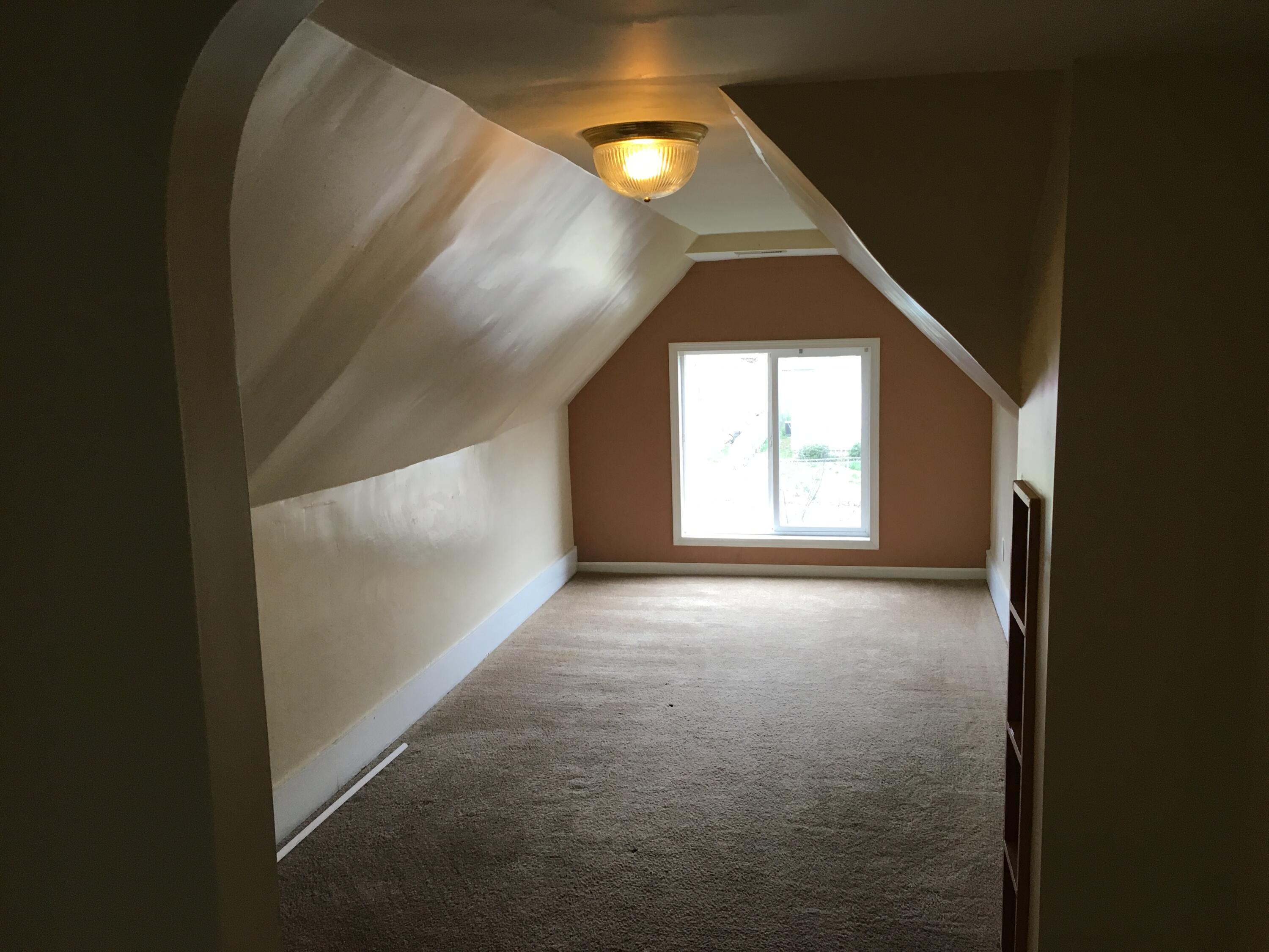 930 West Poplar Street Springfield, MO 65802 - Photo 15 of 15 Poplar C-living room