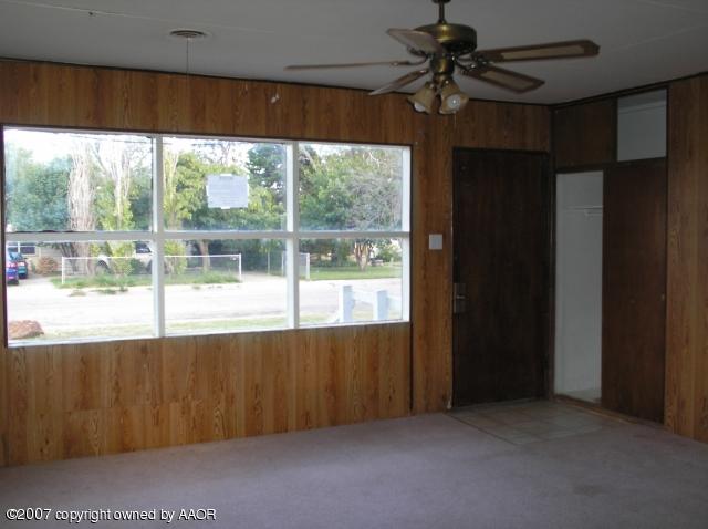 5024 South Bonham Street Amarillo, TX 79110 - Photo 3 of 4 a view of an empty room with a window