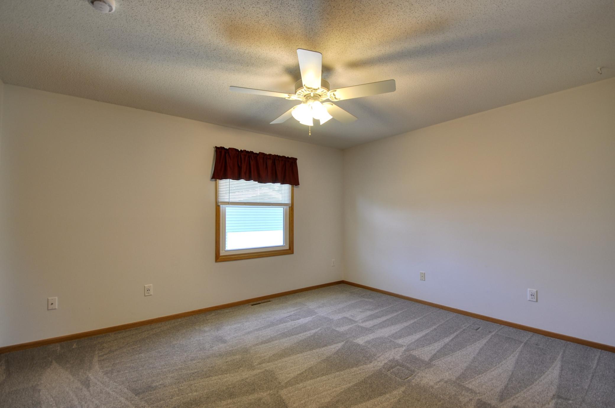 4822 22nd Avenue Northwest Rochester, MN 55901 - Photo 13 of 35